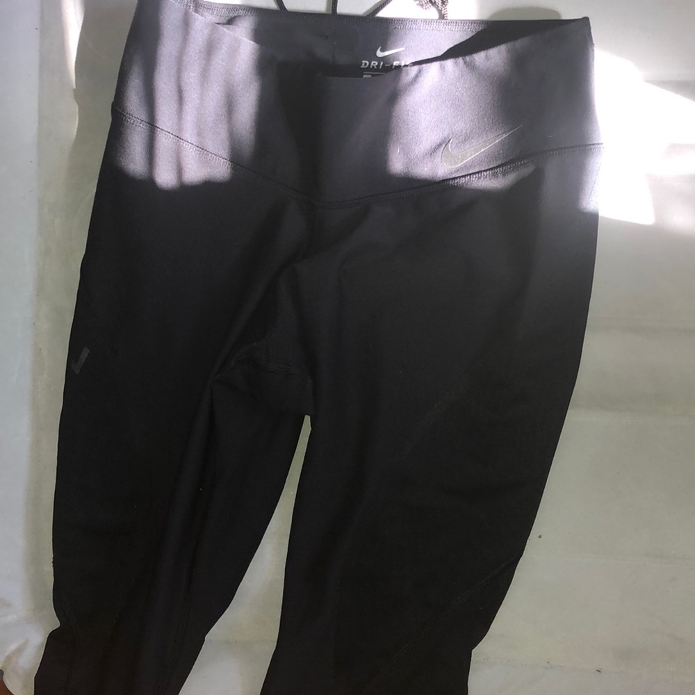Nike leggings